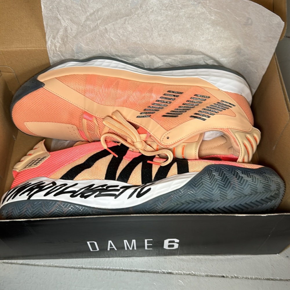 NWT! Dame 6 International Women’s Day Sneaker Mens 18 Orange Pink - Picture 10 of 11